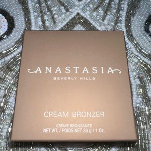 Anastasia Cream Bronzer , authentic , brand new